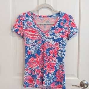 Lilly Pulitzer XS floral v-neck top